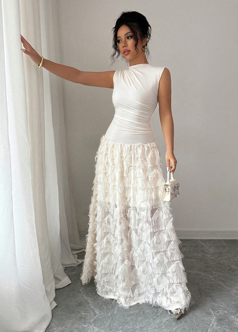 Кремова святковий сукня кльош SHEIN однотонна