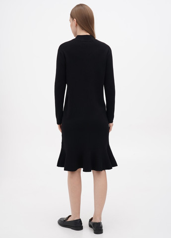 Черное кэжуал платье платье-свитер LF Women однотонное