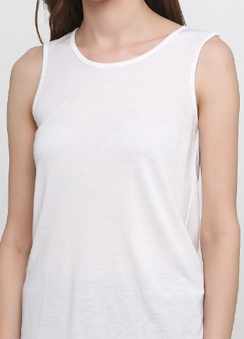 Белый демисезонный комплект (футболка, брюки) Vienetta