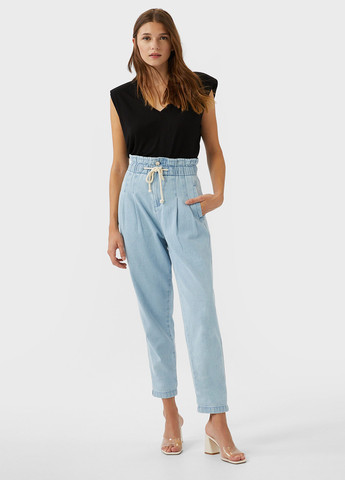 Чорна блуза Stradivarius