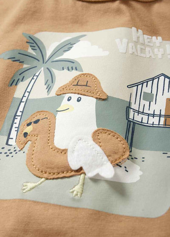 Бежева літня футболка C&A