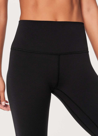Черные демисезонные леггинсы Lululemon Athletica