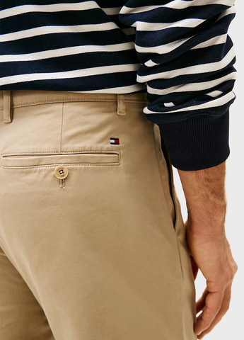 Бежевые классические, кэжуал демисезонные чиносы брюки Tommy Hilfiger