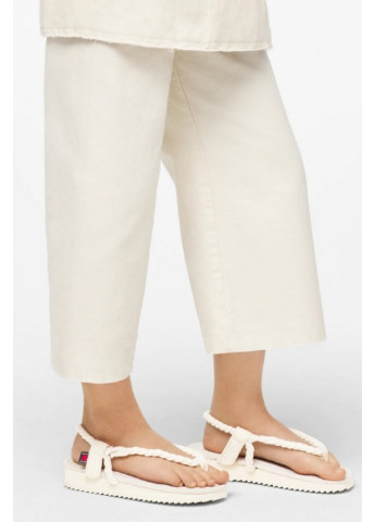 Белые кэжуал демисезонные брюки Zara