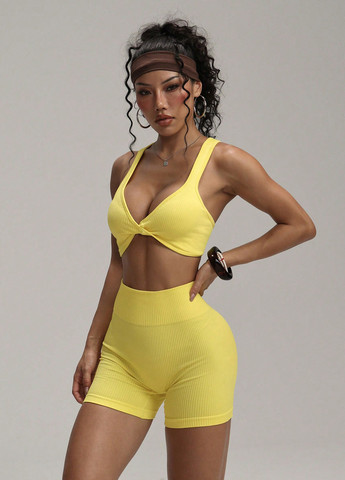 Спортивний костюм (топ, шорти) SHEIN (365683047)