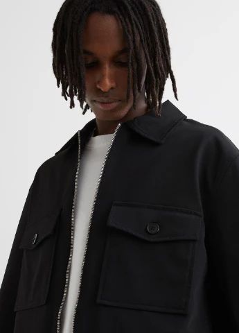 Черная ветровка H&M