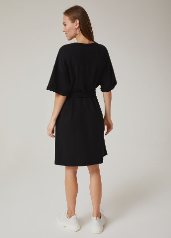 Черное кэжуал платье платье-футболка SELA