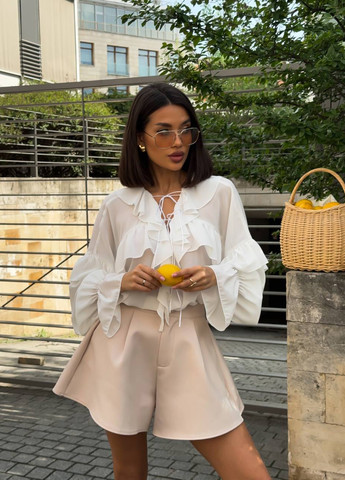 Молочная блуза No Brand