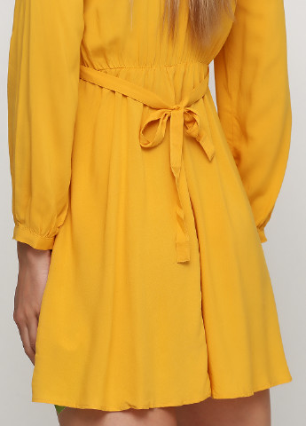 Жовтий кежуал сукня кльош H&M