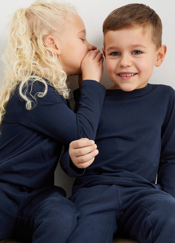 Темно-синий демисезонный кэжуал лонгслив C&A однотонный