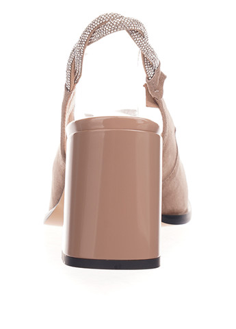 Бежевые босоножки Blizzarini без застежки со стразами