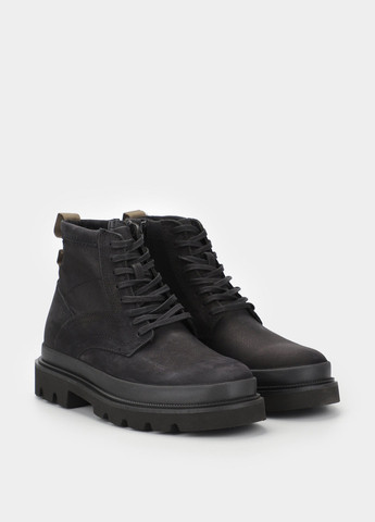 Черные осенние ботинки тимберленды Clarks