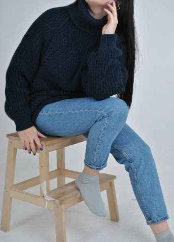 Темно-синий зимний удлиненный свитер Berta Lucci