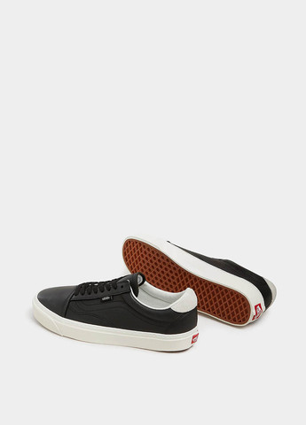 Черные кеды Vans Old Skool с логотипом