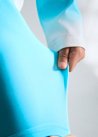 Комбинированный летний костюм (кофта, шорты) SHEIN