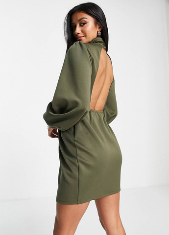 Оливковое кэжуал платье с открытой спиной Asos однотонное