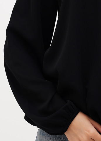 Чорна блуза Sassofono