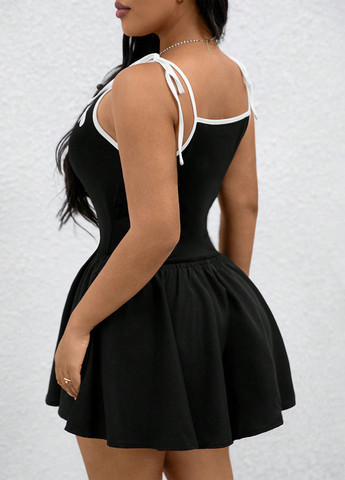 Чорно-білий кежуал сукня з пишною спідницею SHEIN однотонна