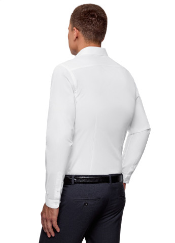 Белая классическая рубашка однотонная Oodji с длинным рукавом