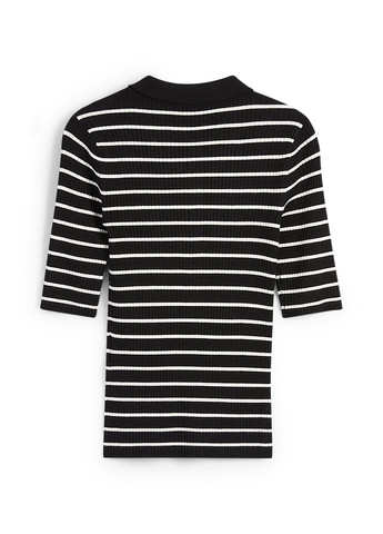 Черно-белая женская футболка-поло C&A в полоску