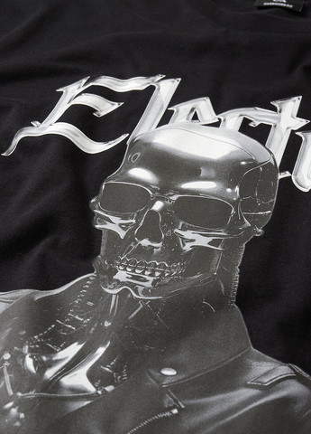 Черная футболка C&A