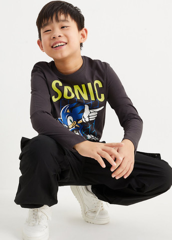 Темно-серый демисезонный кэжуал лонгслив C&A с надписями