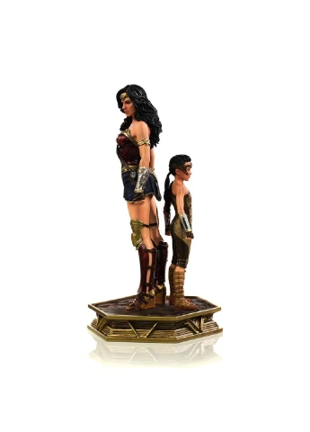 Фигурка DC COMICS Wonder Women and young Diana Deluxe Art Scale 1/10 (DCCW8433120-10) Abystyle (254079953)