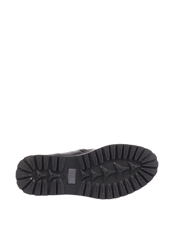 Черные осенние ботинки Levons