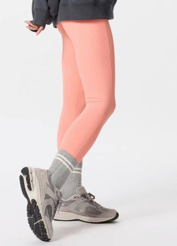 Спортивный костюм (футболка, леггинсы) Uniqlo (359370639)