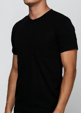 Черная футболка American Apparel