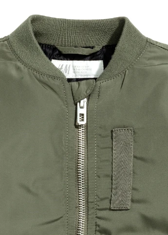 Оливковая (хаки) демисезонная куртка H&M