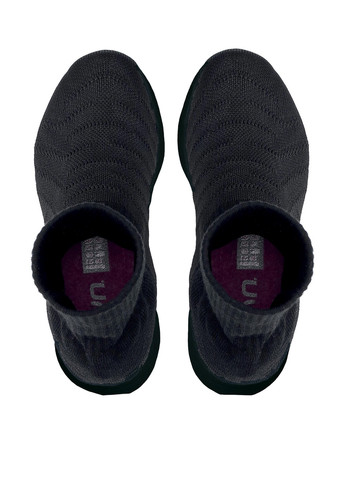 Черные всесезонные кроссовки UYN Y100070