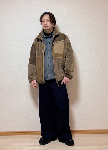 Лонгслів Uniqlo однотонний чорний кежуали поліестер, трикотаж, фліс