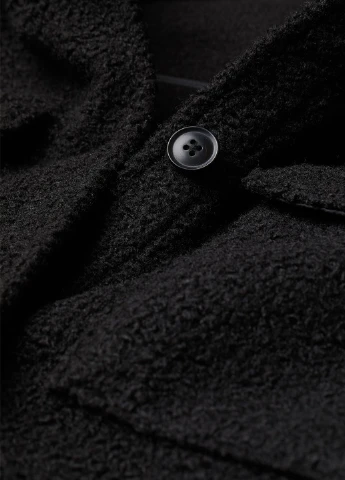 Черная демисезонная куртка H&M