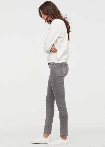 Джинси H&M завужені однотонні світло-сірі джинсові поліестер, бавовна