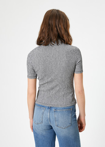 Чёрно-белую блуза KOTON