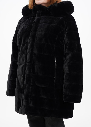 Чорна зимня куртка-шуба Made in Italy