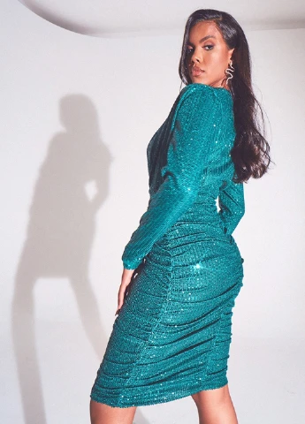 Смарагдова коктейльна сукня PrettyLittleThing однотонна