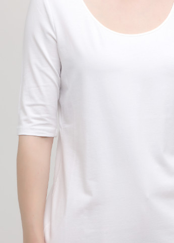 Белая летняя футболка Margittes