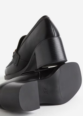 H&M Туфли лоферы черный з полиуретан, искусственная кожа, швеция — демисезон (322710600)