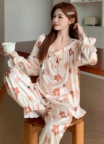 Кремовая всесезон пижама (лонгслив, брюки) лонгслив + брюки SHEIN