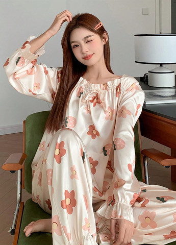 Кремовая всесезон пижама (лонгслив, брюки) лонгслив + брюки SHEIN