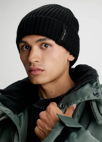Шапка Calvin Klein (329038385)