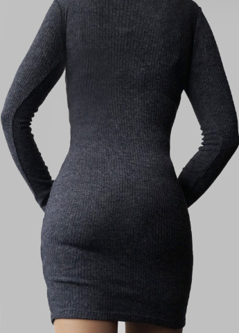 Серое кэжуал эксклюзивное мини - платье с вырезом футляр ITSMINE однотонное