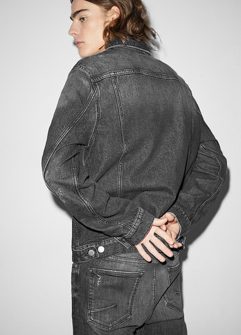 Темно-серая демисезонная куртка C&A