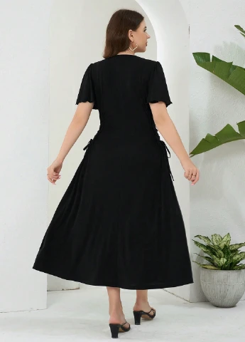 Черное кэжуал платье а-силуэт SHEIN однотонное