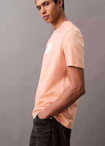 Помаранчева футболка Calvin Klein