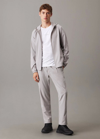 Світло-сіра демісезонна вітровка Calvin Klein