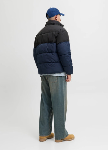 Темно-синя демісезонна куртка Jack & Jones