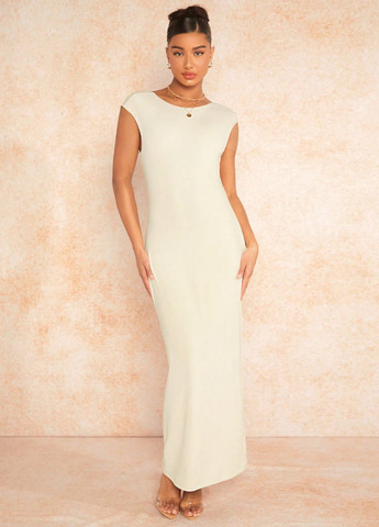 Молочное кэжуал платье силуэтная, с открытой спиной SHEIN однотонное